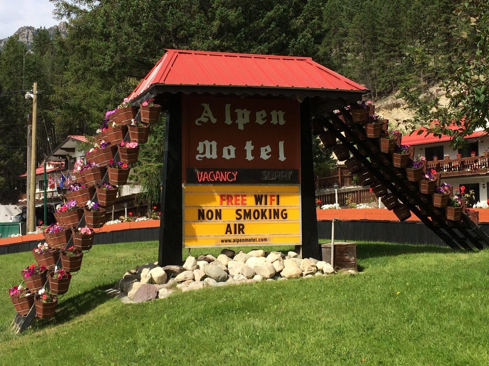 Alpen Motel Radium Hot Springs Dış mekan fotoğraf