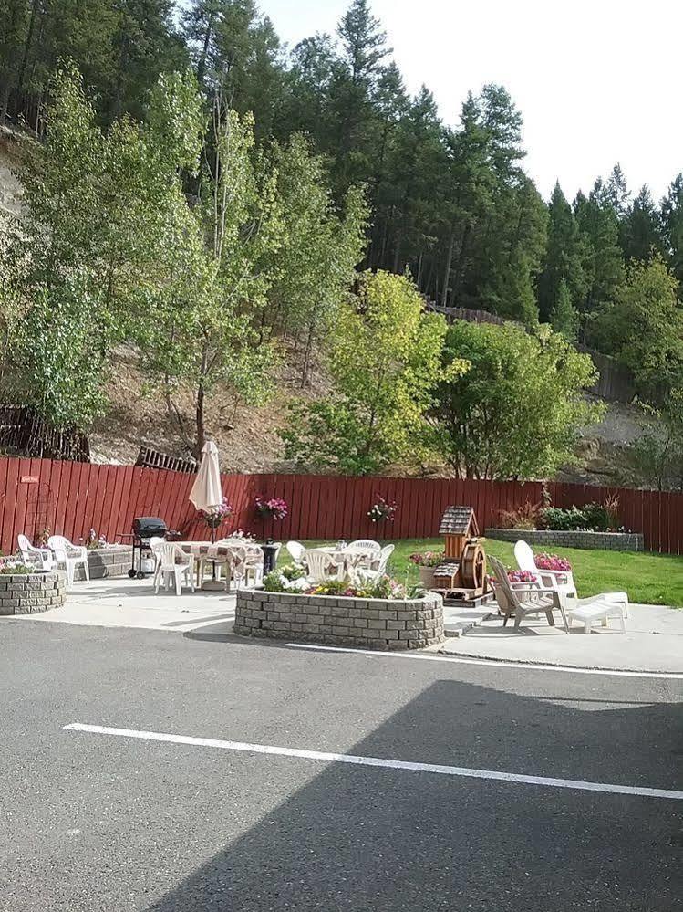 Alpen Motel Radium Hot Springs Dış mekan fotoğraf